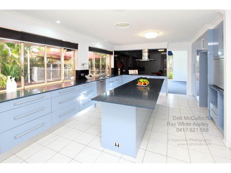 42 Hillcrest Street, ASPLEY, QLD 4034