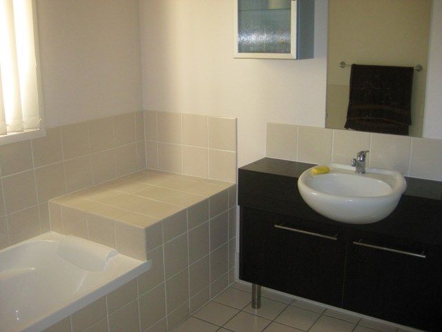 SANDSTONE POINT, QLD 4511