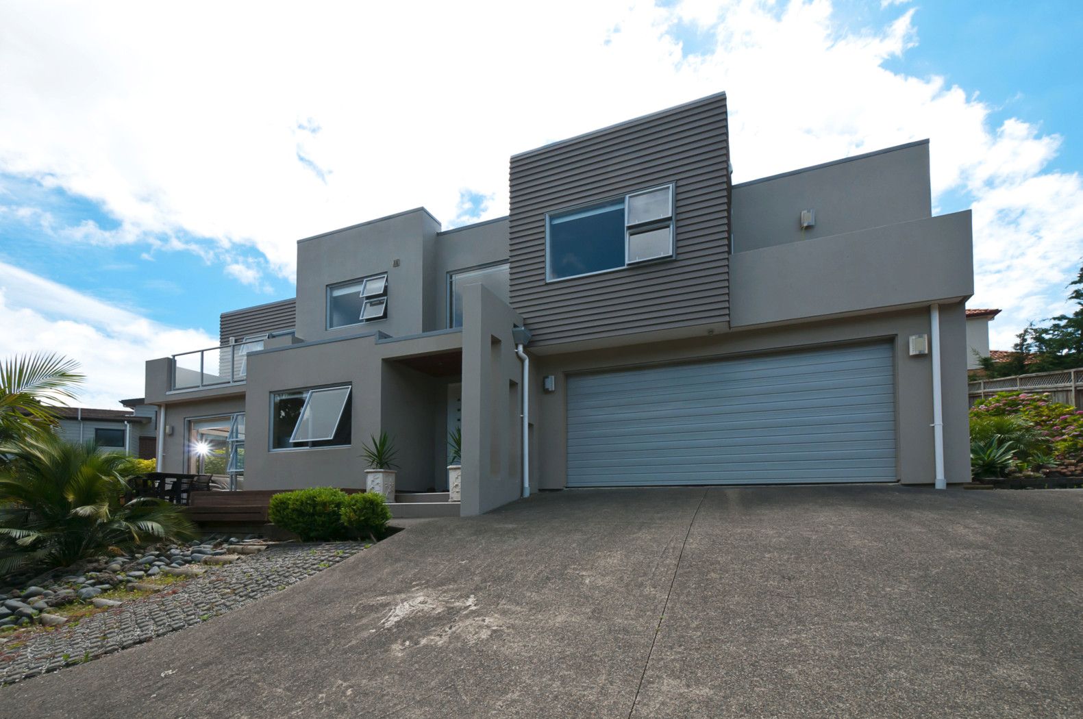 14 Fernbank Lane, GREENHITHE, North Shore City