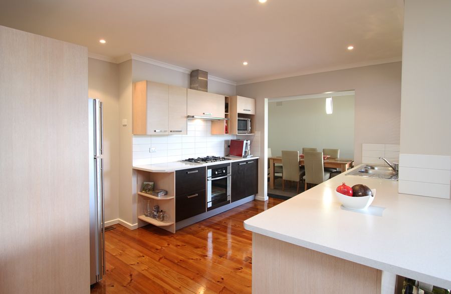 26 Tallow Wood Drive, GREENSBOROUGH VIC 3088