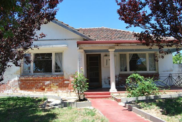 17 Pitchford Avenue, MADDINGTON WA 6109