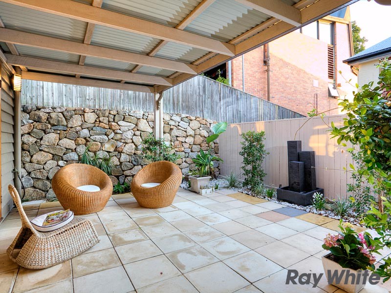70 Kennigo Street, SPRING HILL, QLD 4000