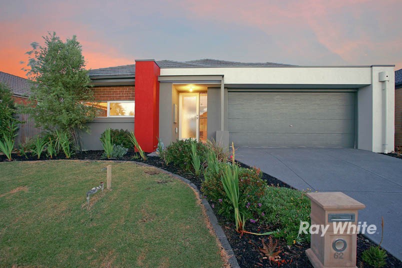 62 Silverwattle Drive, LYNDHURST, VIC 3975