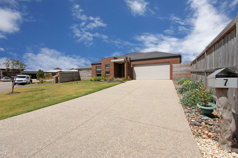 7 Rosella Rise, ROSEBUD, VIC 3939