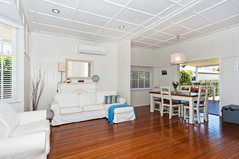 24  Henderson Street, NEWTOWN, QLD 4350