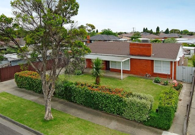 54 Dumbarton Street, RESERVOIR, VIC 3073