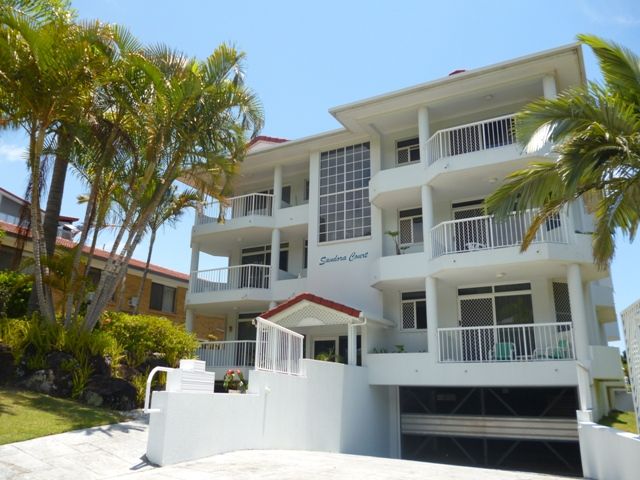 15 Ewart Street, BURLEIGH HEADS QLD 4220