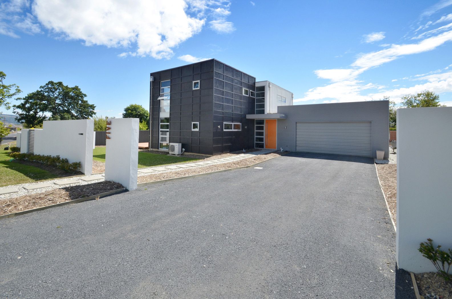 5 Irwin Logan Drive, MOSGIEL, Dunedin City