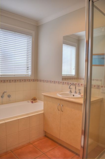 148 Whites Road, WARRNAMBOOL, VIC 3280