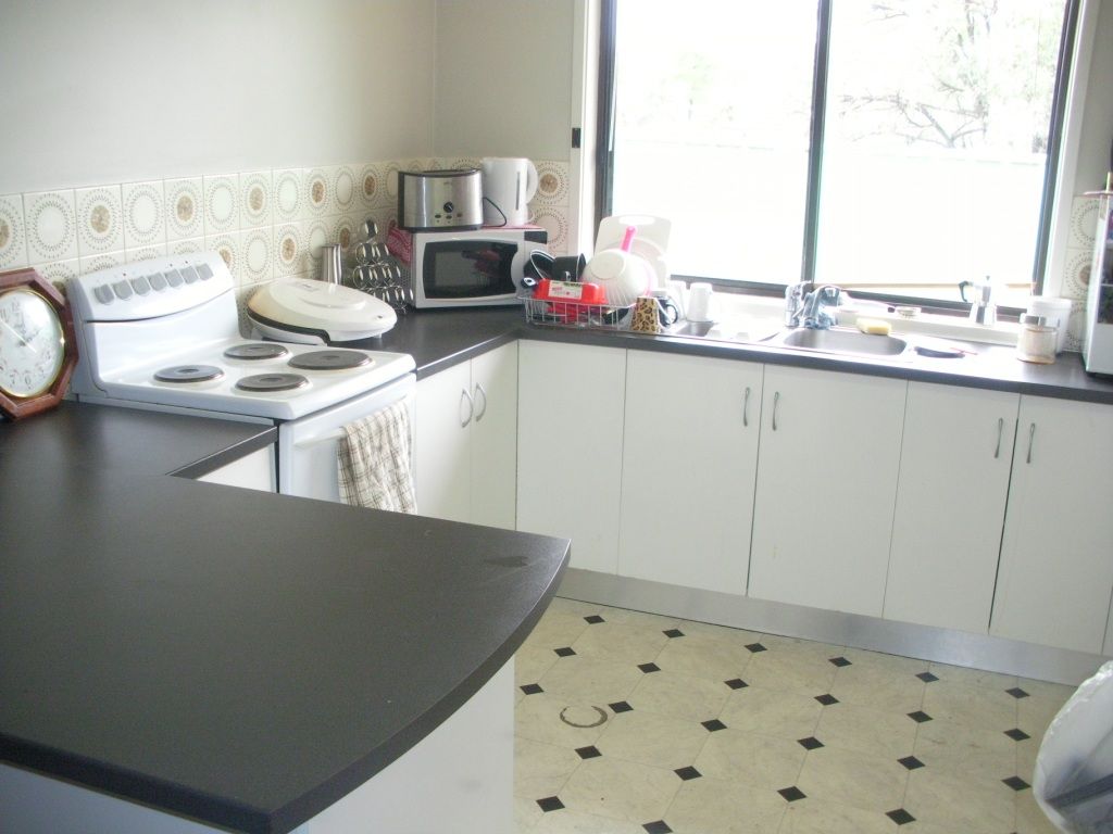 Unit 6  6 - 10 Hendy Road, BURONGA, NSW 2739