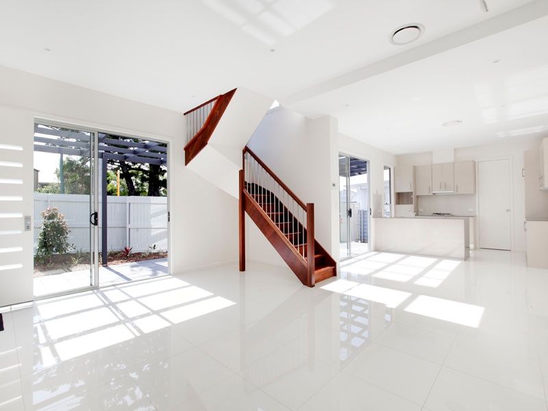2 Gray Road, WEST END, QLD 4101