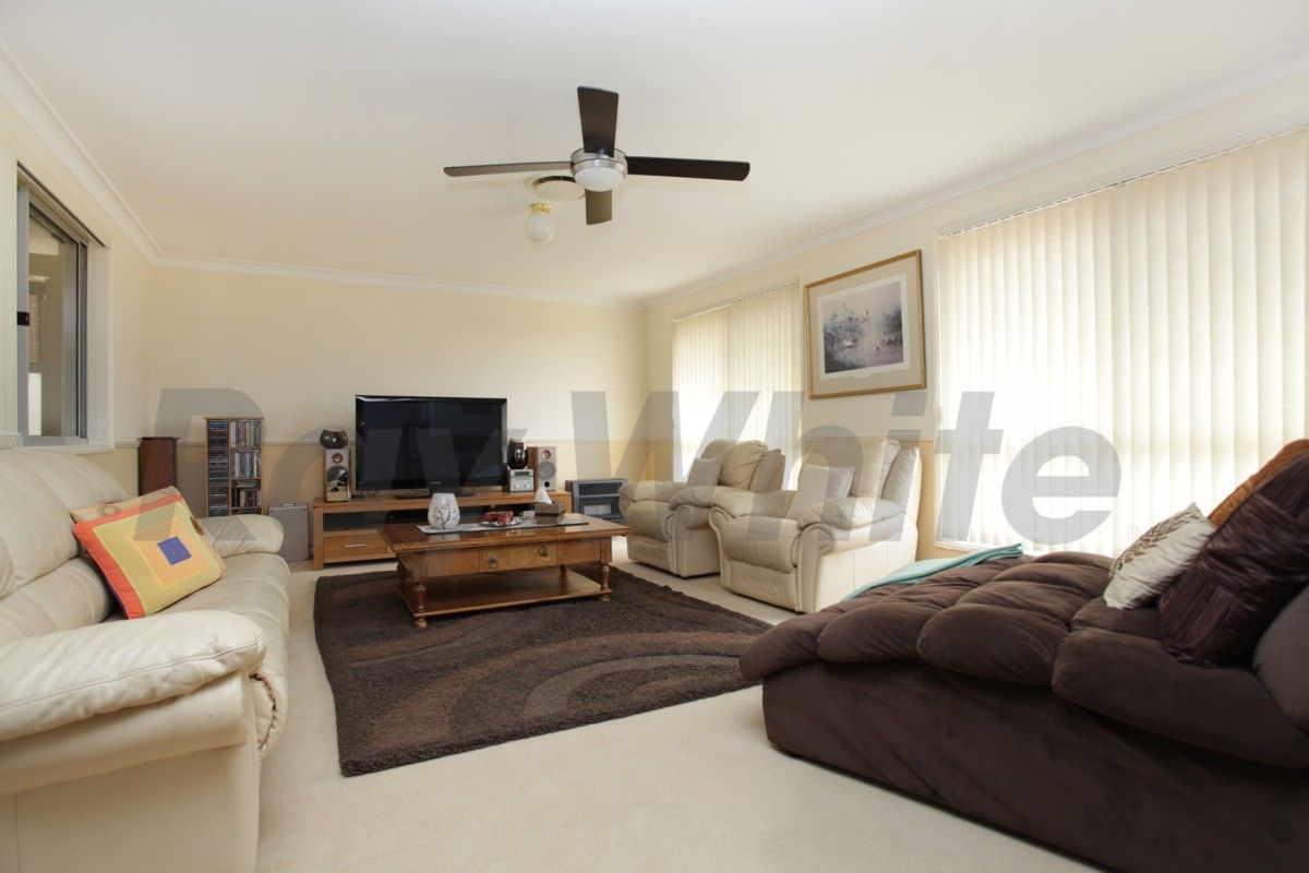 9/103-111 The Lakes Drive, GLENMORE PARK, NSW 2745