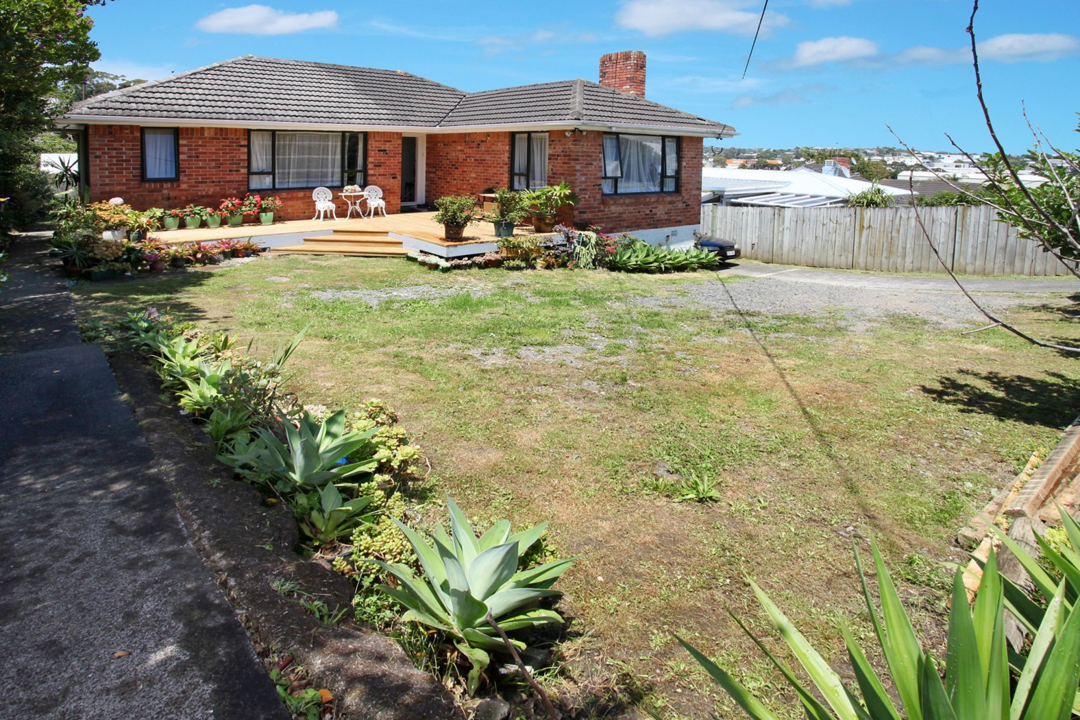 16 Tristram Avenue, FORREST HILL, North Shore City