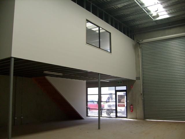 MEADOWBROOK, QLD 4131