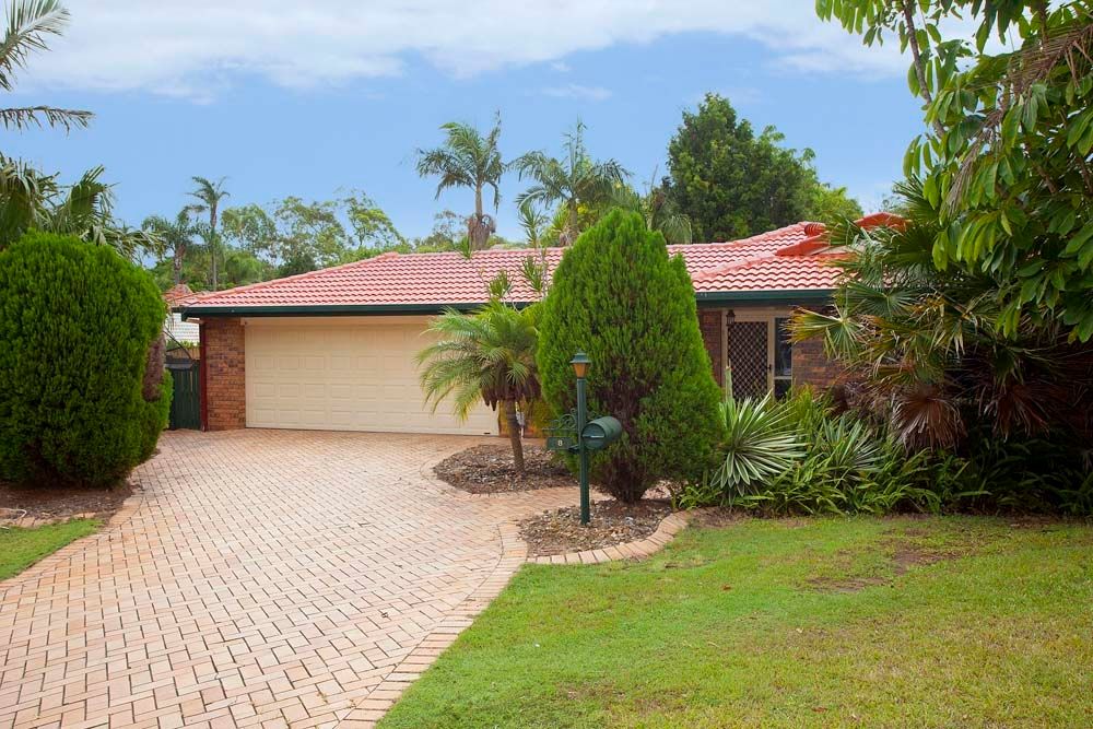 8 Falstaff Street, BELMONT, QLD 4153
