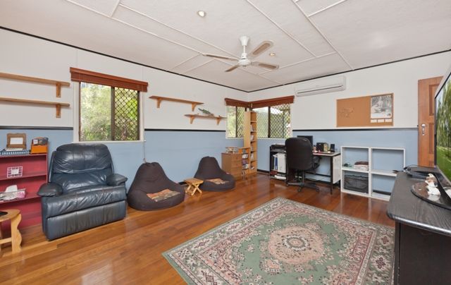 74 Fernvale Road, BRASSALL, QLD 4305