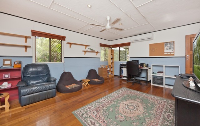 74 Fernvale Road, BRASSALL, QLD 4305