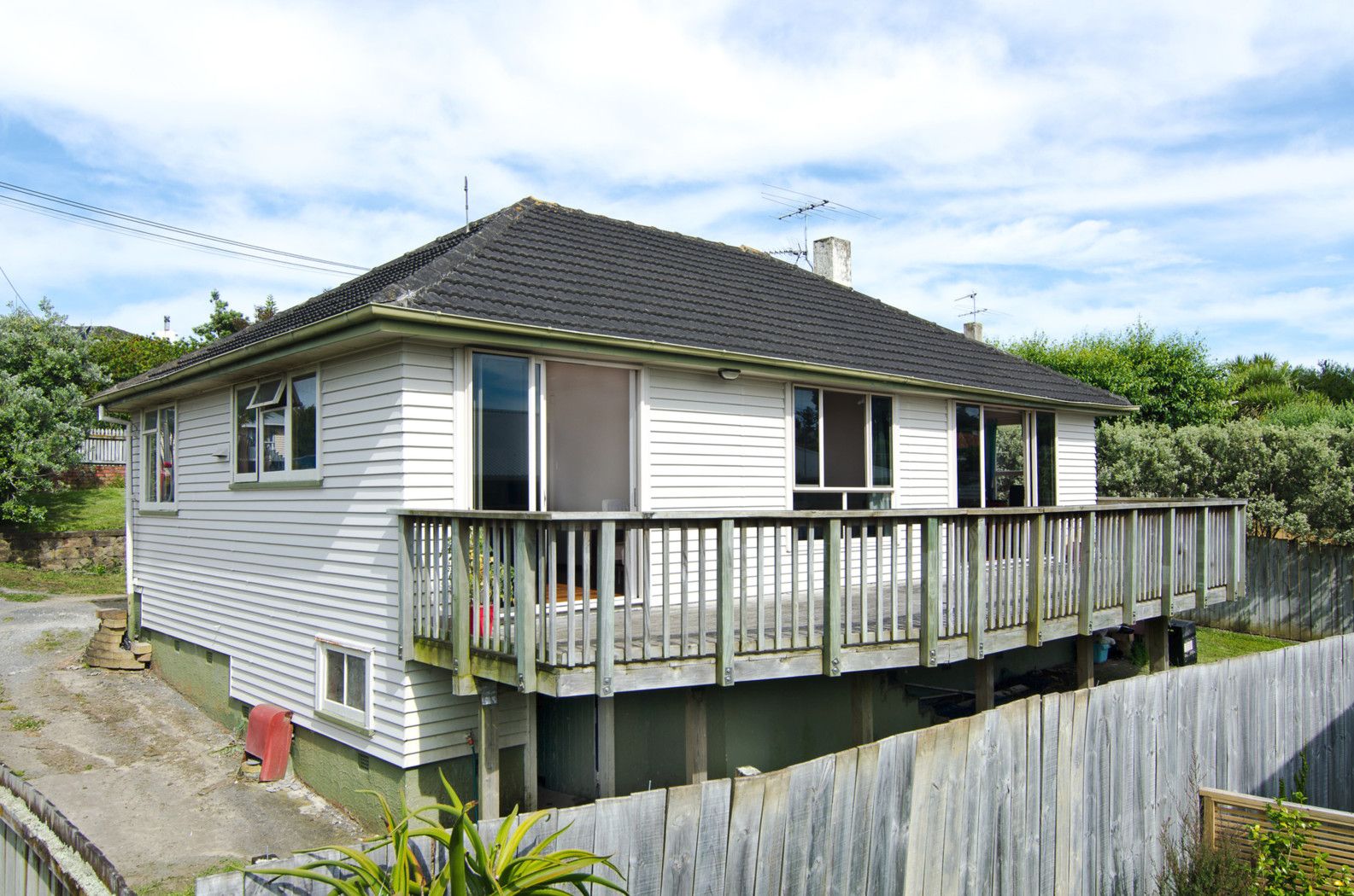 10 Silverton Avenue, Waiotaiki Bay, Auckland