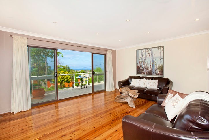 8 Robinsville Crescent, THIRROUL, NSW 2515