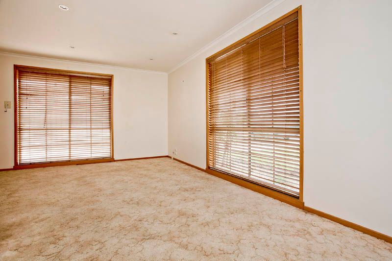 2 Allister Court, LARA, VIC 3212