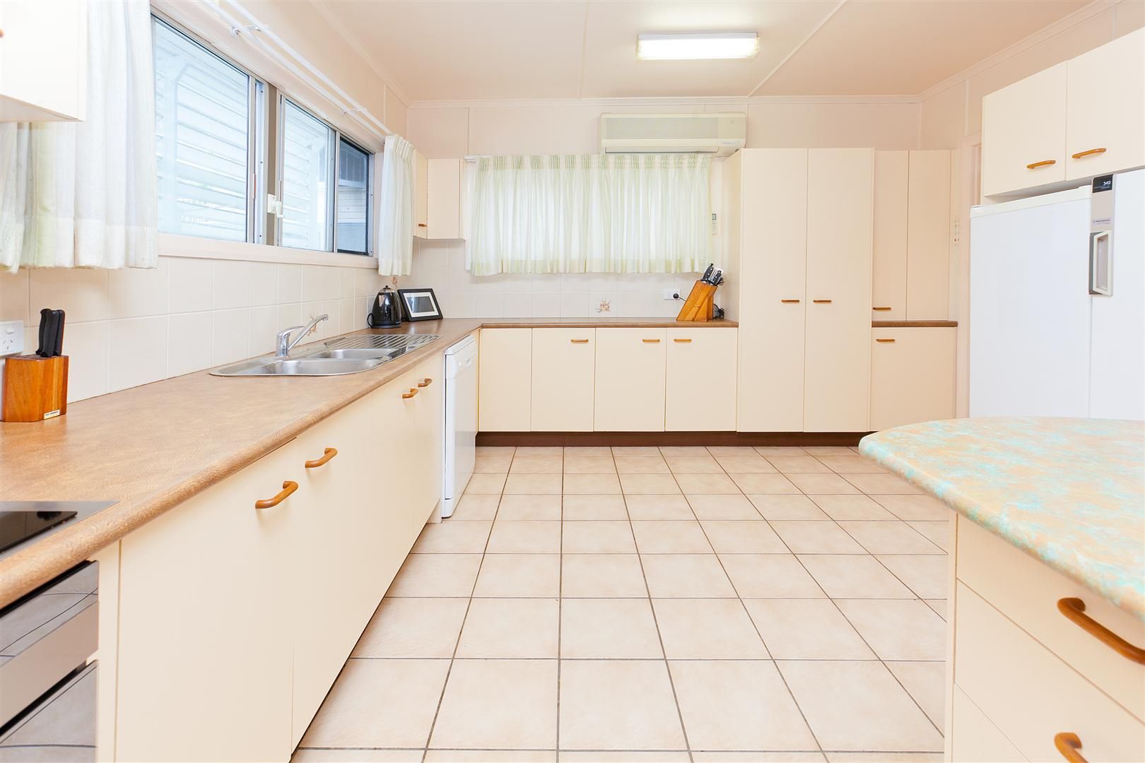 12 Greycliffe Street, MOUNT GRAVATT EAST, QLD 4122