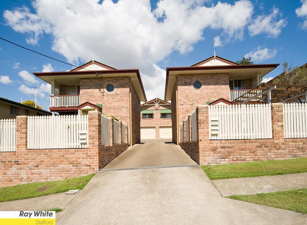 16 Garden Terrace, NEWMARKET QLD 4051
