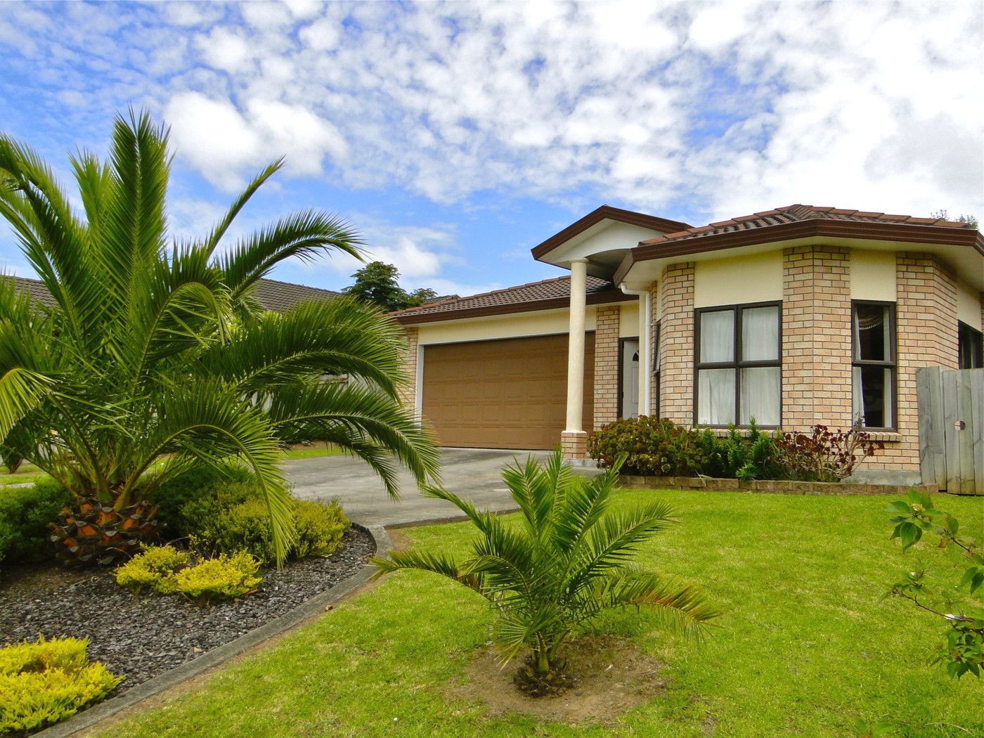 41 Titchmarsh Crescent, FLAT BUSH, Manukau City