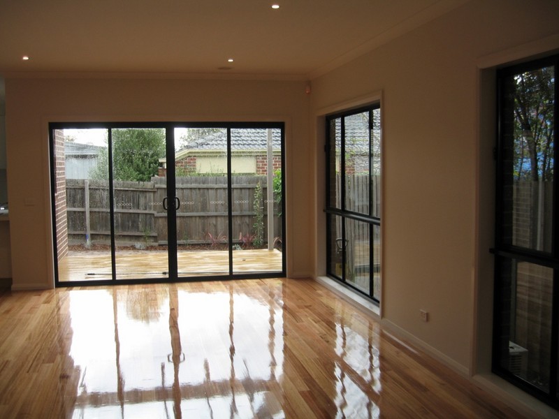 2/9 Nonna Street, OAKLEIGH EAST, VIC 3166