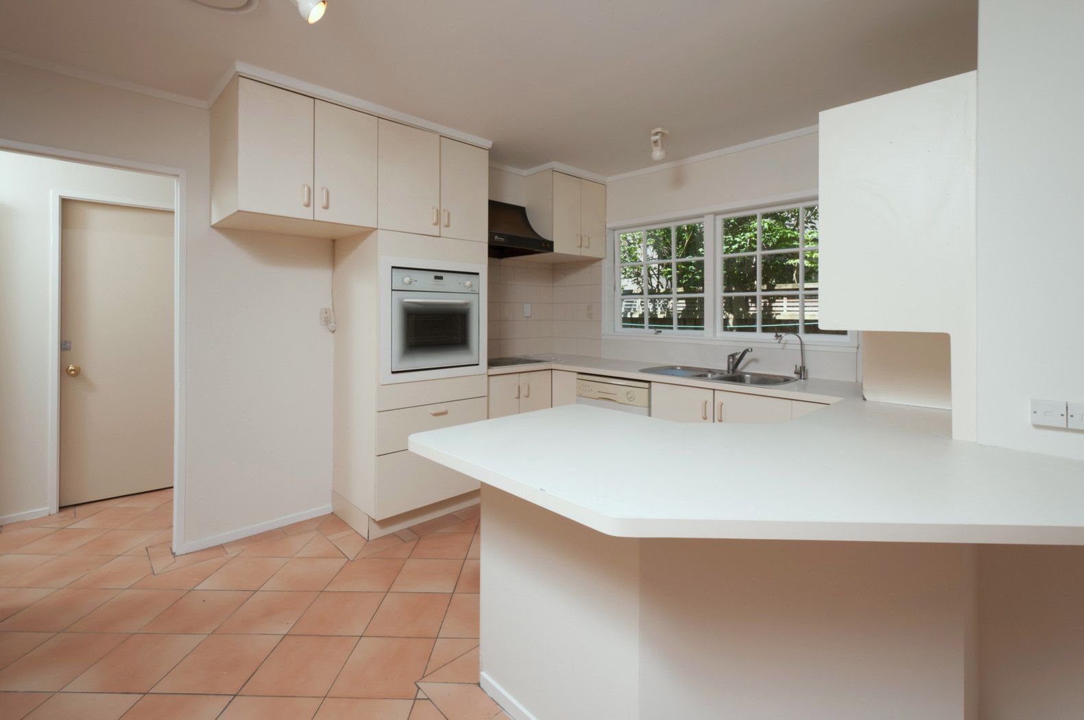 14 Wisteria Way, MAIRANGI BAY, North Shore City