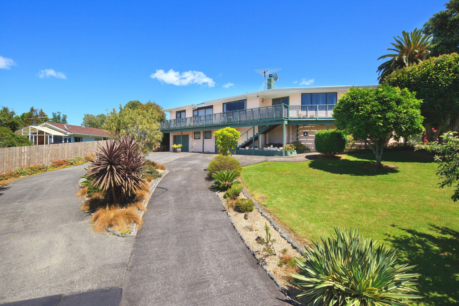 39 Chatsworth Crescent, Pakuranga, Manukau City
