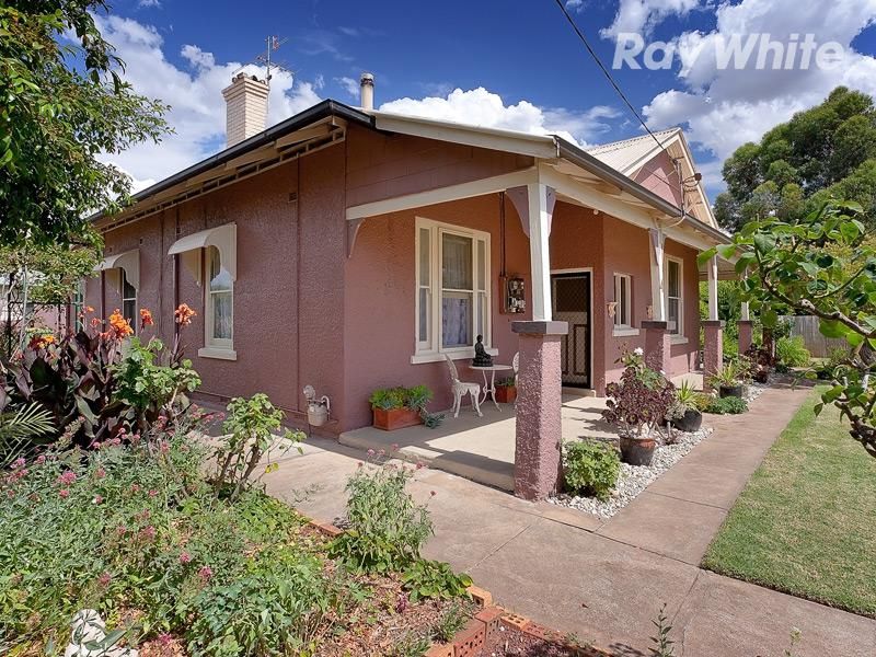 4 McBean Street, CULCAIRN, NSW 2660