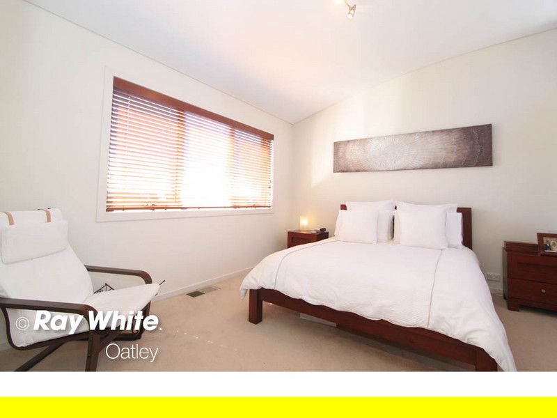 10/2a Rosa Street, OATLEY, NSW 2223
