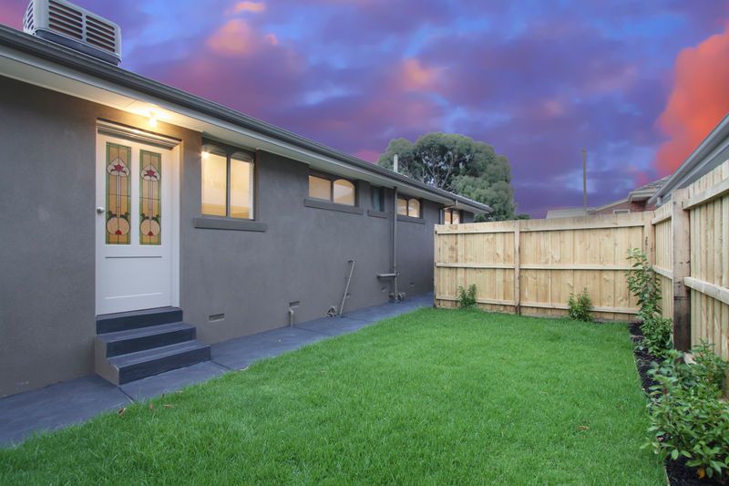 39 Heath Avenue, OAKLEIGH, VIC 3166