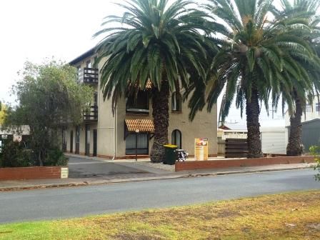 10/17  Caroline Street, GLENELG NORTH SA 5045