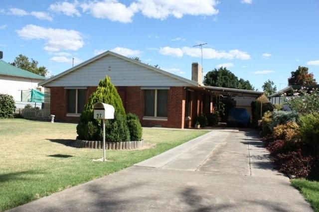27 Birdwood Street, COROWA NSW 2646