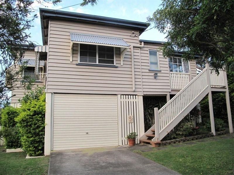 9 Maddocks Street, WAVELL HEIGHTS, QLD 4012