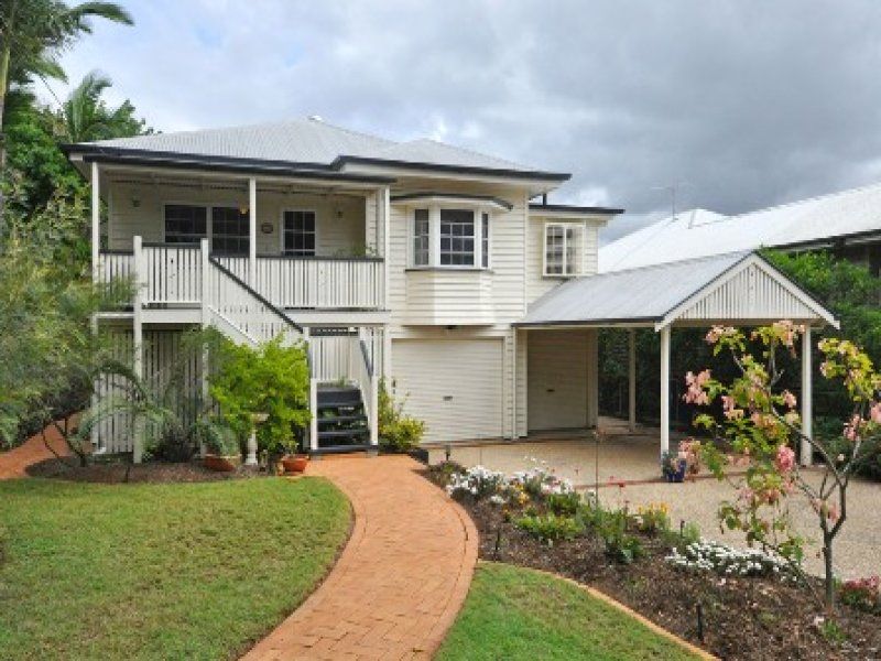 28 Franz Road, CLAYFIELD QLD 4011