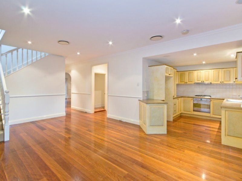 42 Lodge Road, WOOLOOWIN, QLD 4030