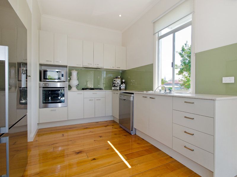 36 Winchester Street, HAMILTON, QLD 4007