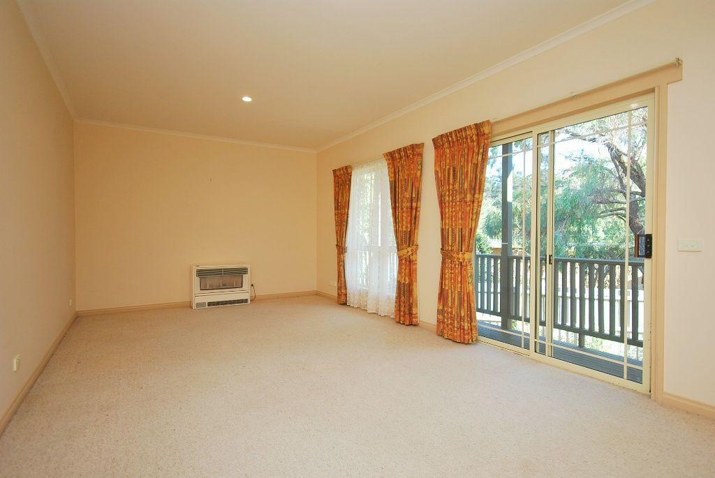 12/320 Humffray Street North, BROWN HILL, VIC 3350