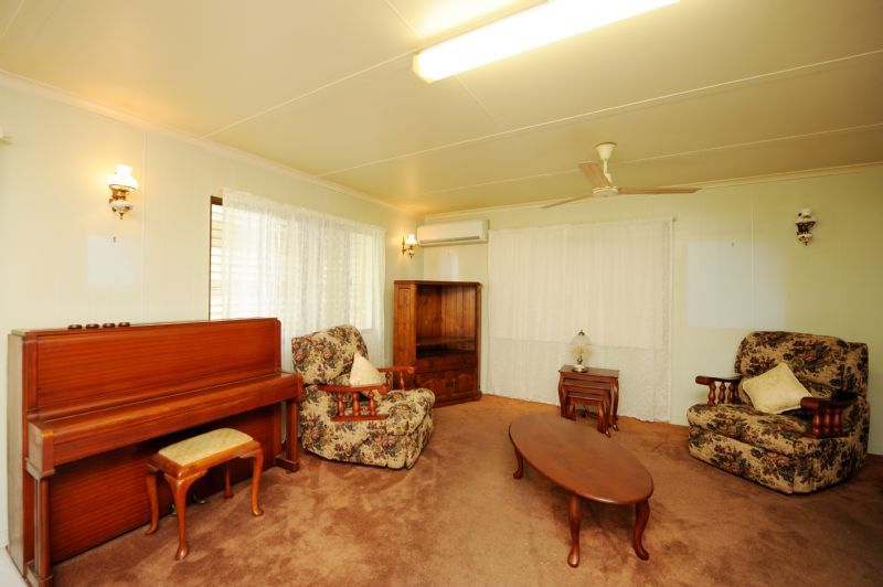 3 Ash Court, NEW AUCKLAND, QLD 4680