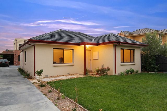 17 Shirley Street, FAWKNER VIC 3060