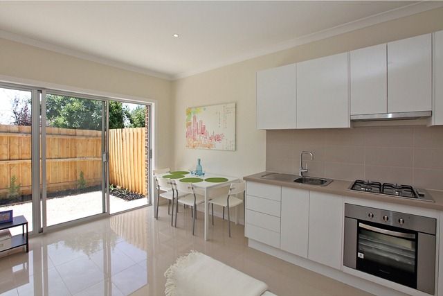 3/24 Charlton Crescent, RESERVOIR, VIC 3073