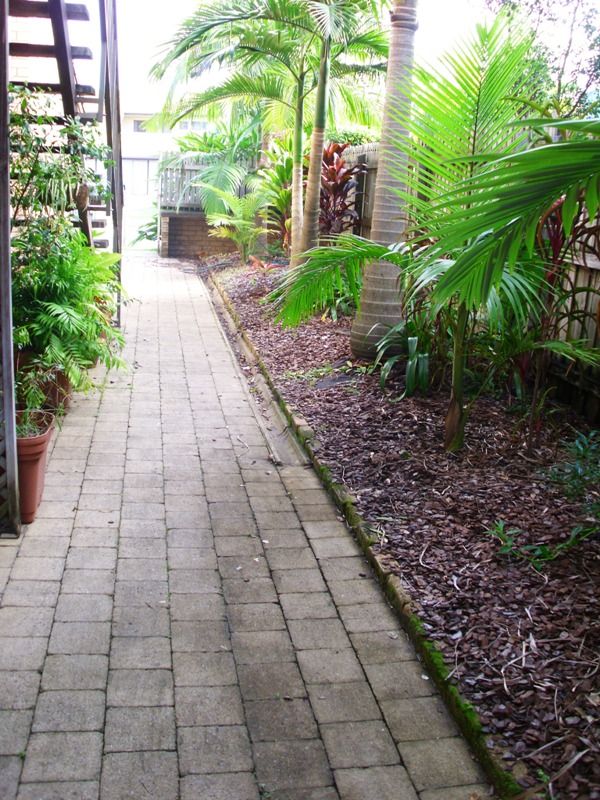 2/24 Goonawarra Drive, MOOLOOLABA, QLD 4557