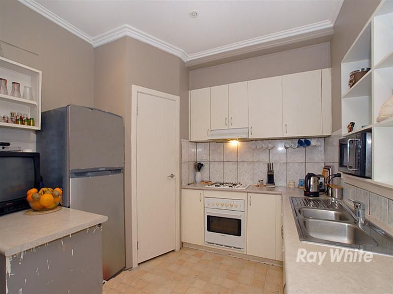 8 Bloomfield Road, NOBLE PARK, VIC 3174
