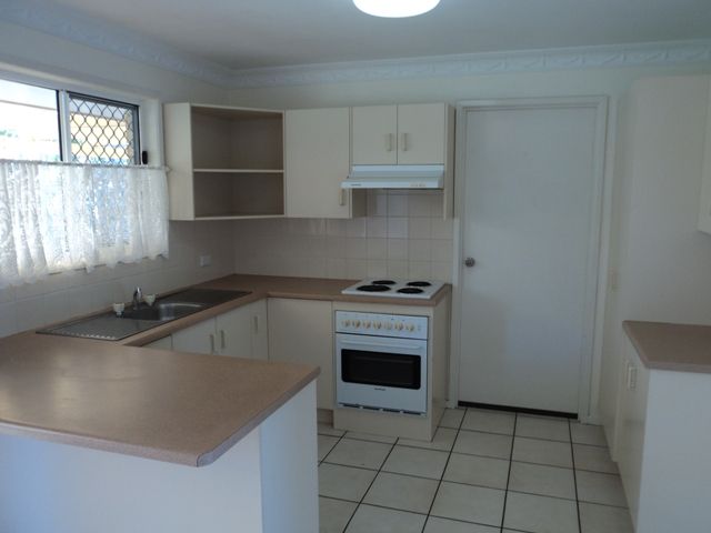 74 Carara Drive, KAWANA, QLD 4701