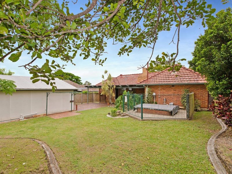 106 Bilsen Road, WAVELL HEIGHTS, QLD 4012