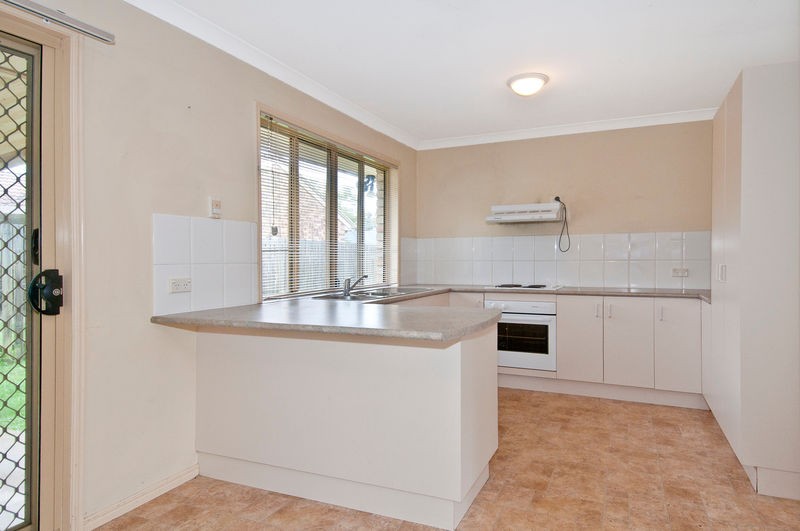 23 Oakwood Drive, WATERFORD WEST, QLD 4133