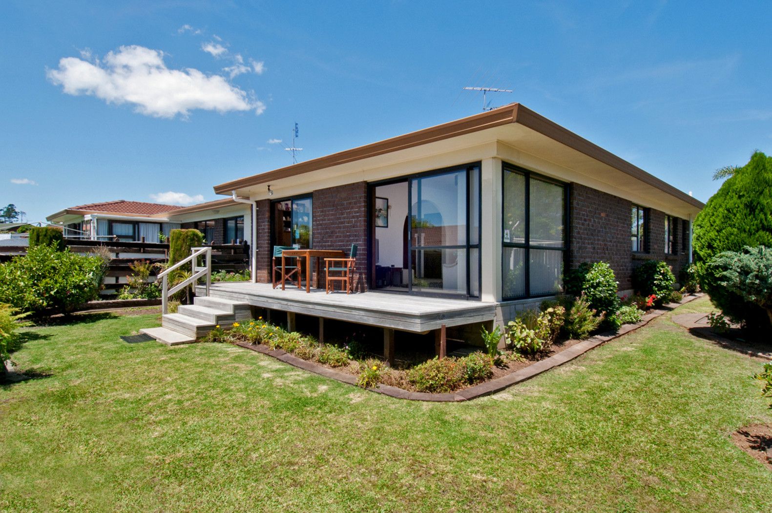 1/34 Prince Regent, HALF MOON BAY, Manukau City
