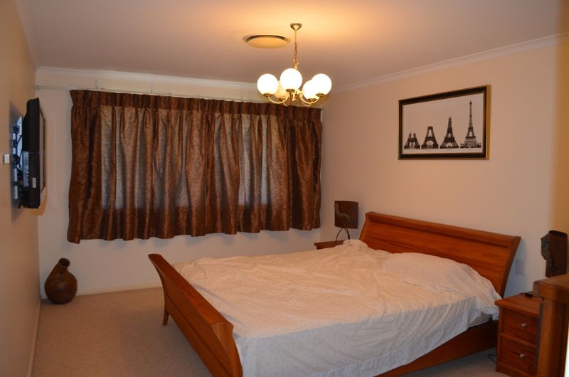 115 Dixon Road, BUDERIM, QLD 4556